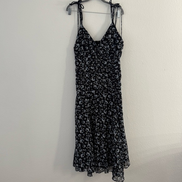 Emory Park Black and Blue Miriam Floral Ruched Midi Dress Size Large NWT - Picture 3 of 8